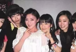 吃瓜娱乐圈杨幂是谁的孩子,揭秘她孩子的神秘身份