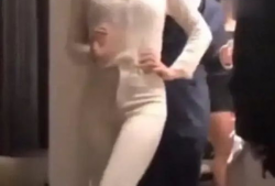 美女被打屁股视频,美女被打屁股视频引发社会关注
