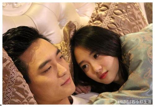 亲胸摸下面视频,网络传播的道德边界与法律风险